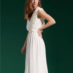 Chic White Ruffled Dress - Sessun Amorina Antic White